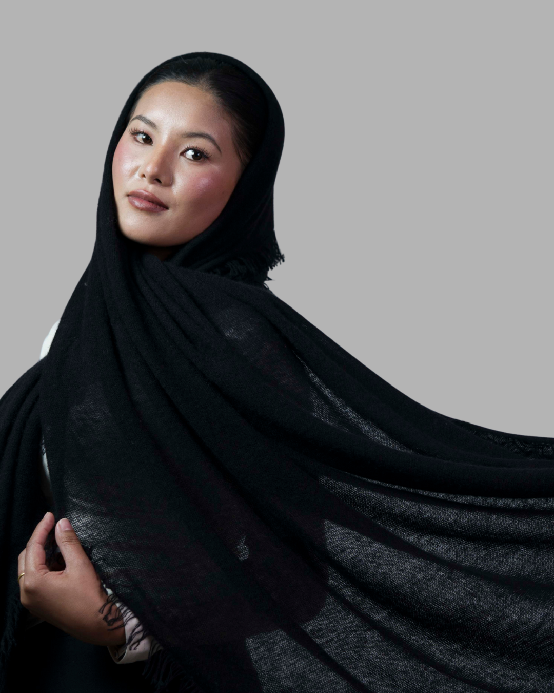 Knitted Black - Himalaya Pashmina